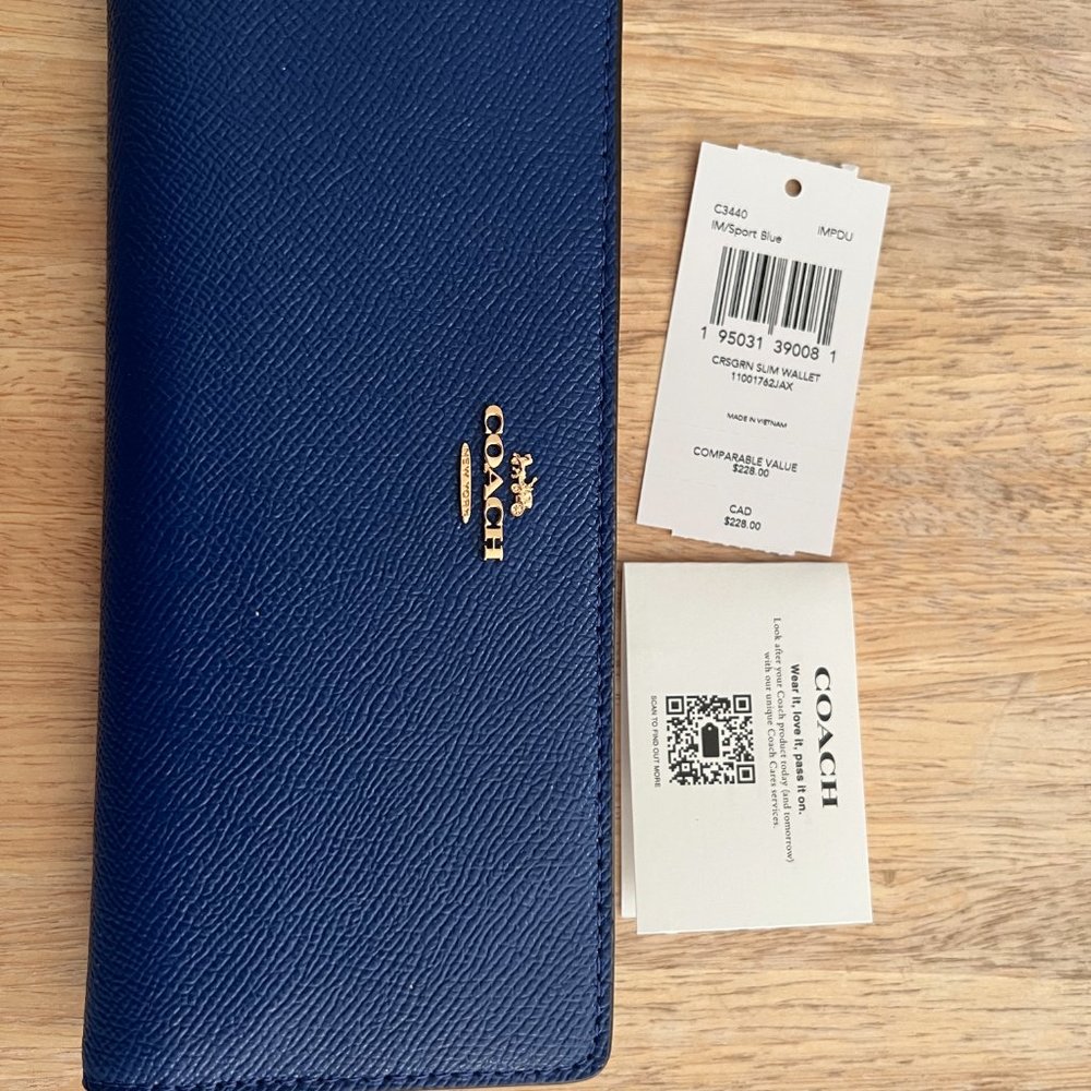 New Leather Coach Slim Wallet for Women with Tag On